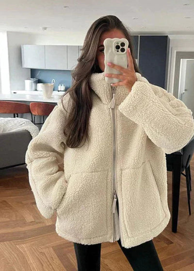 Mae - Cozy Teddy Coat